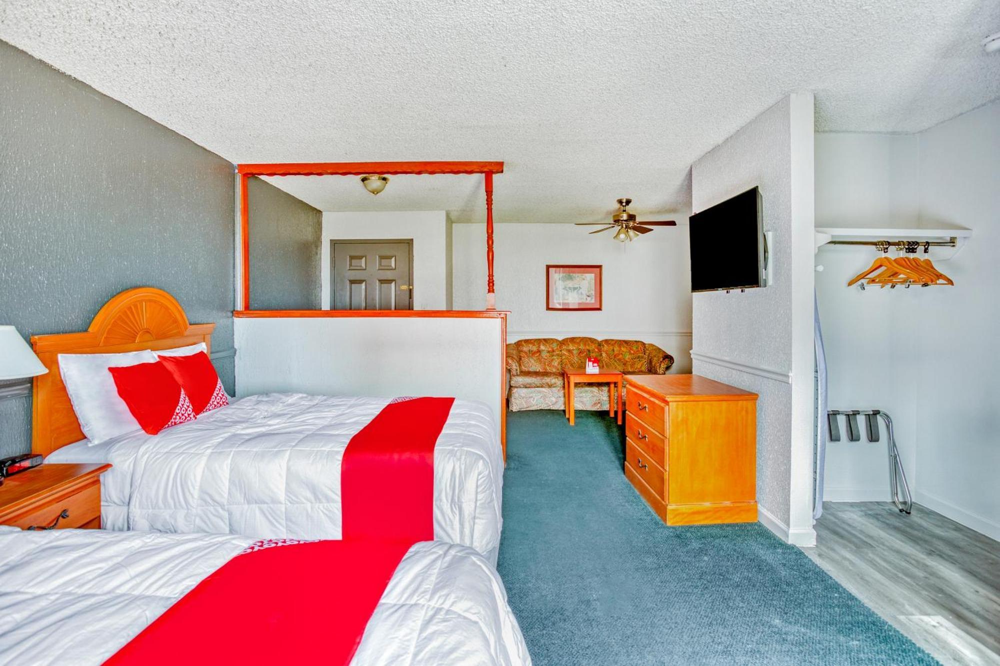 Oyo Townhouse Tulsa Woodland Hills Hotel Buitenkant foto